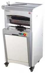 Хлеборезка JAC Face+ 450M 3ф 11мм, микронизир.смазка ножей, 604х654х1418мм – купить в RuOborudovanie.ru с доставкой до двери Купить хлеборезка jac face+ 450m 3ф 11мм, микронизир.смазка ножей, 604х654х1418мм – цена от завода, доставка до двери | RuOborudovanie.ru
